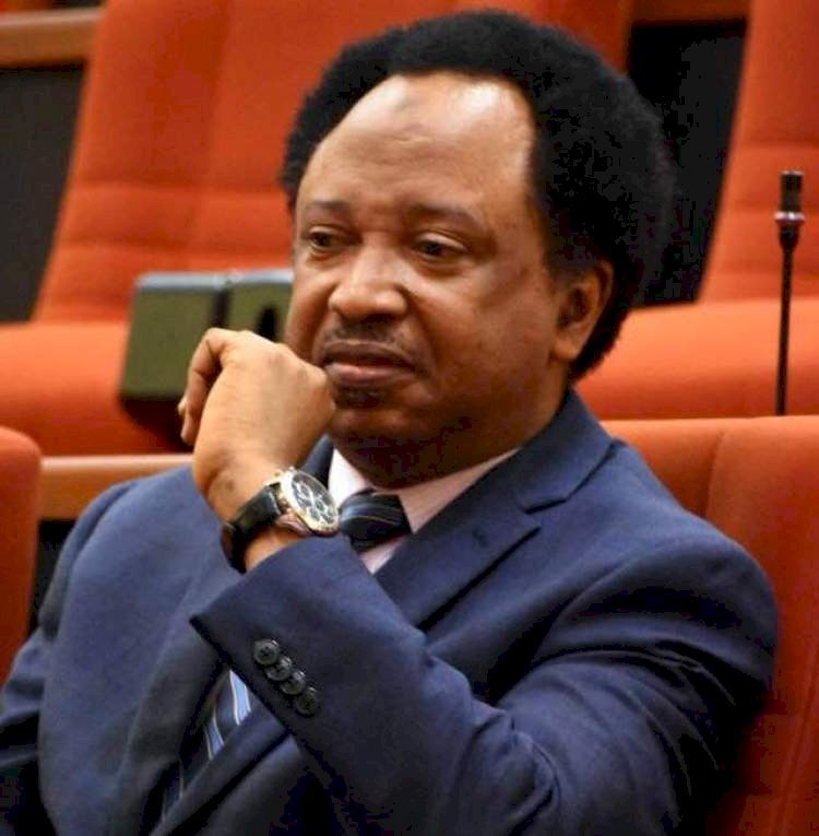 EFCC presents $25,000 alleged bribe, 2 cell phones in evidence against Shehu Sani