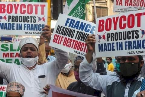 Muslims resume protests against Prophet Muhammad’s cartoons