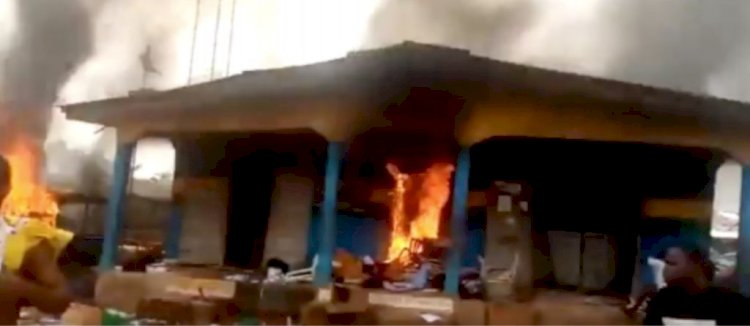 Youths Burn Police Station In Anambra