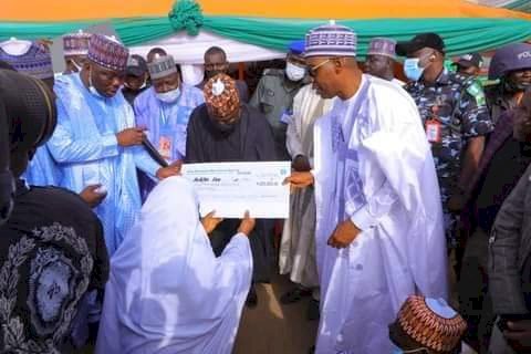 In Biu, Zulum launches 2nd phase of N1 billion support for low-profile entrepreneurs