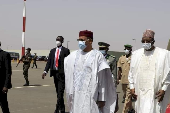 Niger’s new President, Mohamed Bazoum, visits Buhari