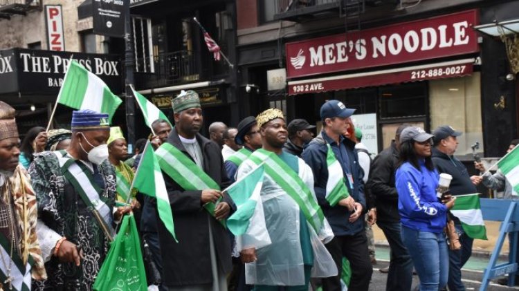 Independence: Nigerians Close Down New York Street With Parade
