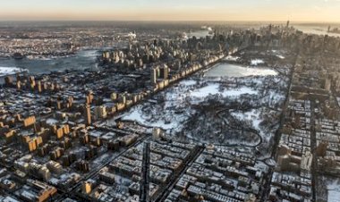 Earlier today in New York City, the weather took a sweltering turn