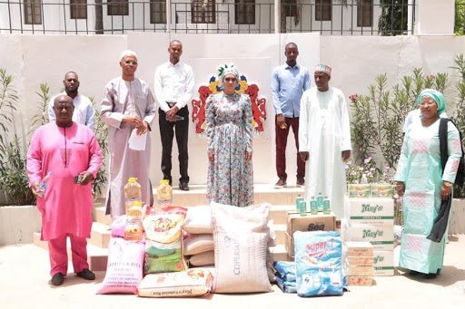 The Fulani Business community in The Gambia Presents Food and Sanitary items to First Lady Barrow
