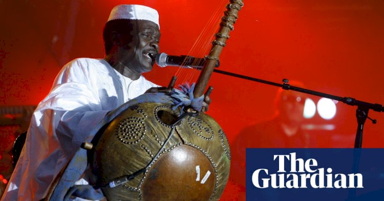 Mory Kanté: Guinean musician dies aged 70 from chronic health problems