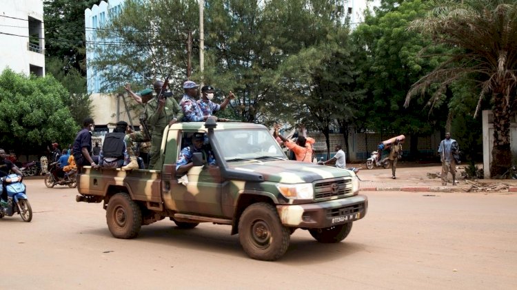 West Africa regional bloc closes borders with Mali after president detained