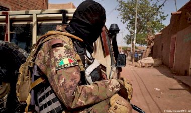 LIVE TV:Possible coup underway in Mali