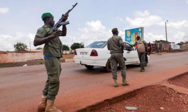 Confusion in Mali after gunshots in a military camp, start of rally in Bamako