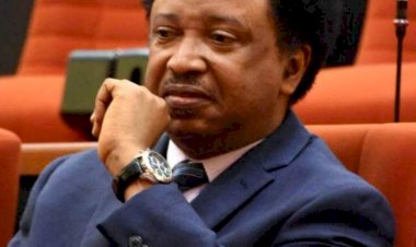 EFCC presents $25,000 alleged bribe, 2 cell phones in evidence against Shehu Sani