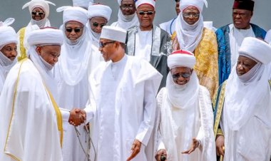Buhari in closed door meeting with Sultan, other monarchs at Aso Rock