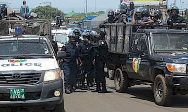 Guinea: Possession of a weapon of war, participation in the formation of a parallel government, disturbing public order, third-term opponents taken to prison by the former historic opponent.