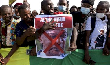 Guinea: five opponents charged and imprisoned in Conakry