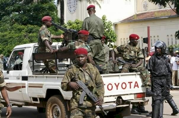 Conakry: Camp Alpha Yaya Diallo targets automatic weapon fire