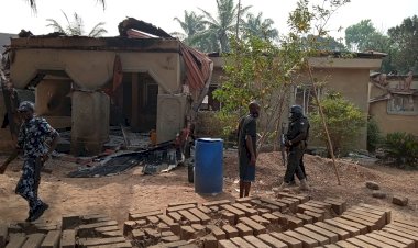 Over 35 Houses, Market Razed As Gunmen Attack Enugu Community