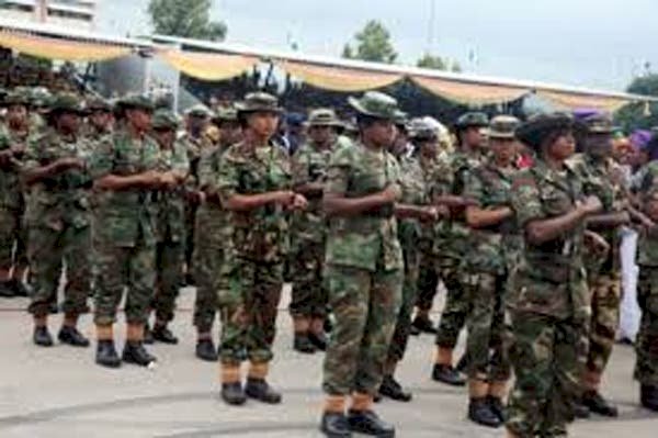 Army Deploys 100 Female Soldiers To Secure Abuja-Kaduna Highway