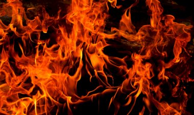 Hoodlums Set Police Station Ablaze, Burn 4 Patrol Jeeps In Ebonyi