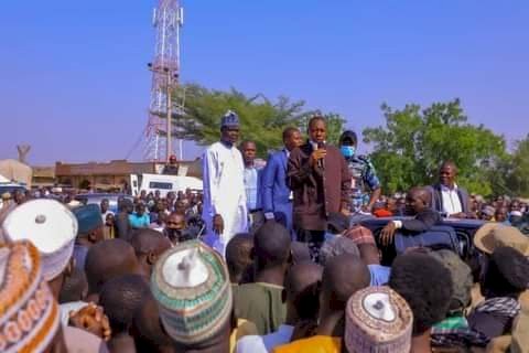 Zulum returns to Dikwa after second attack, joins Friday prayers, tells residents Buhari has given assurance 
