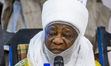 President Buhari greets emir of Ilorin, Alhaji Ibrahim Sulu~Gambari at 81