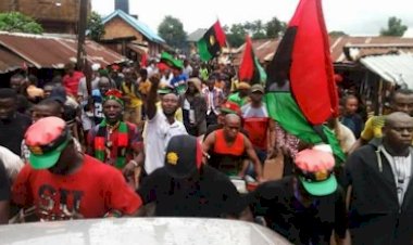 Security Agents’ Set Ablaze Family Home Of Suspected IPOB Leader In Imo