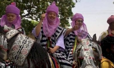 Sallah: Chinese Business Community Distributes Food Items To Less Privileged
