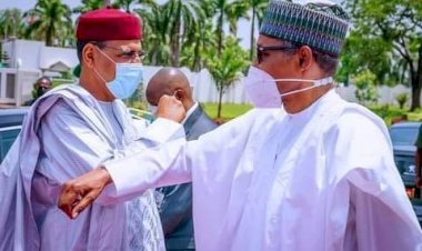 NIGER REPUBLIC’S LEADER, BAZOUM CALLS TO CONDOLE WITH PRESIDENT BUHARI OVER LOSS OF ARMY CHIEF