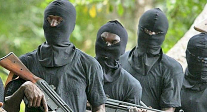 Gunmen Kill 2 NSCDC Officers, Cart Away Arms In Anambra