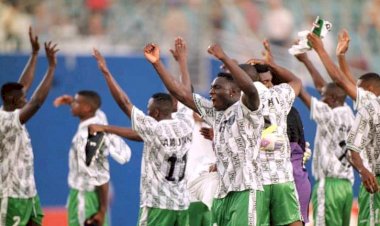 Buhari allocates houses to 1994 Super Eagles squad