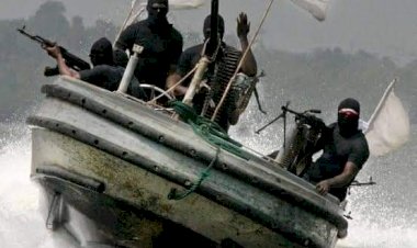 BREAKING: Niger Delta Avengers Announces Return, Threatens To Attack Oil Facilities, Politicians