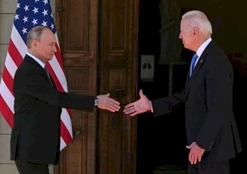 Putin, Biden meeting begins with handshake