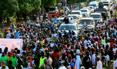 President Barrow Enters Jimara to Rock Star Welcome by 1000s of Jubilant Supporters