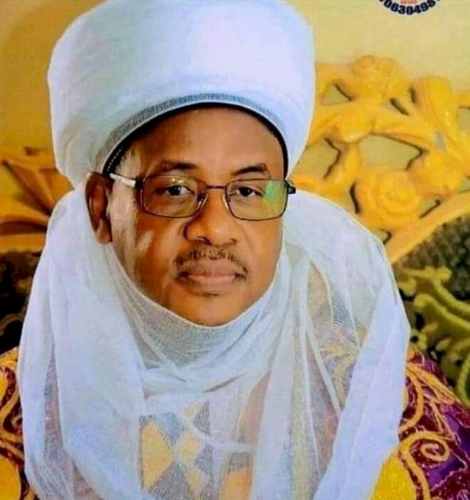 BREAKING: Kidnappers Abduct Emir Of Bungudu Along Abuja-Kaduna Highway 