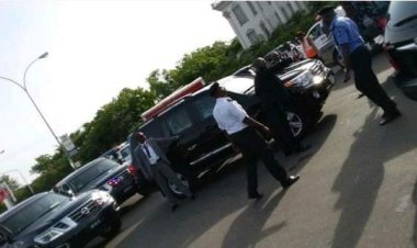 Governor’s Convoy Held Hostage As ‘IPOB Militants’ Disrupt APGA Campaign In Anambra