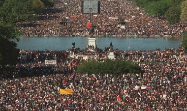 My Journey to the Million Man March. (Reprint from Celebrity Report Magazine early 2000's)