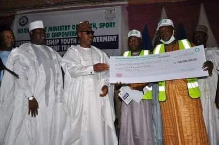 Zulum gives N100m business grant to 152 youths who renounced thuggery 