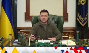 Ukraine war: Defiant Ukrainian President Volodymyr Zelenskyy says he's 'not hiding' as he reveals his location in Kyiv