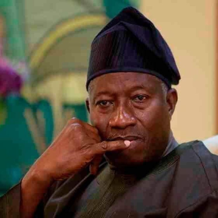 Former President Goodluck Jonathan says he’s in “deep mourning” over the death of two police inspectors in the accident involving his convoy.