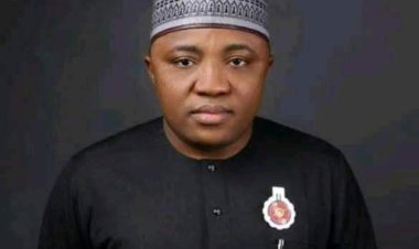 Ruling APC Calls PDP, Atiku ‘Good Customers’, Says Peter Obi Only Enjoys 'Social Media Frenzy'.