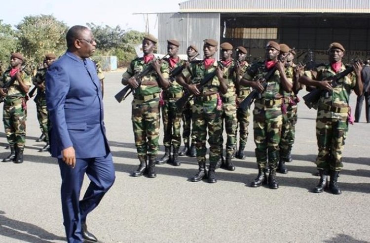 Senegal pre-election tensions: Macky Sall meets chiefs of army, gendarmerie and police