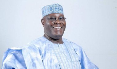 Atiku Jets Out Of Nigeria After Unveiling Campaign Team 