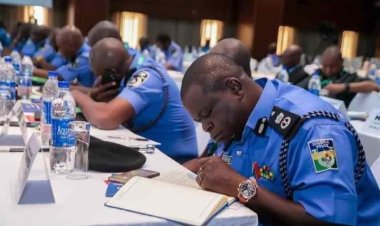 Police Commission Appoints 2 DIGs, Promotes 427 Senior Officers