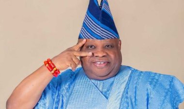 JUST IN: Adeleke Freezes Osun Govt’s Accounts, Fires Oyetola’s Appointees