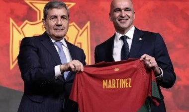 Portugal’s New Coach Speaks On Ronaldo’s Position In National Team