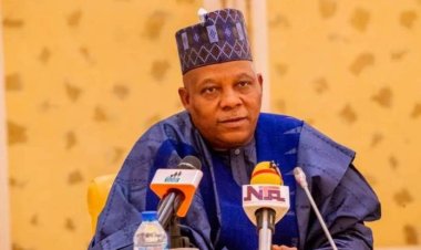 Shettima donates N100m to victims of Maiduguri market inferno