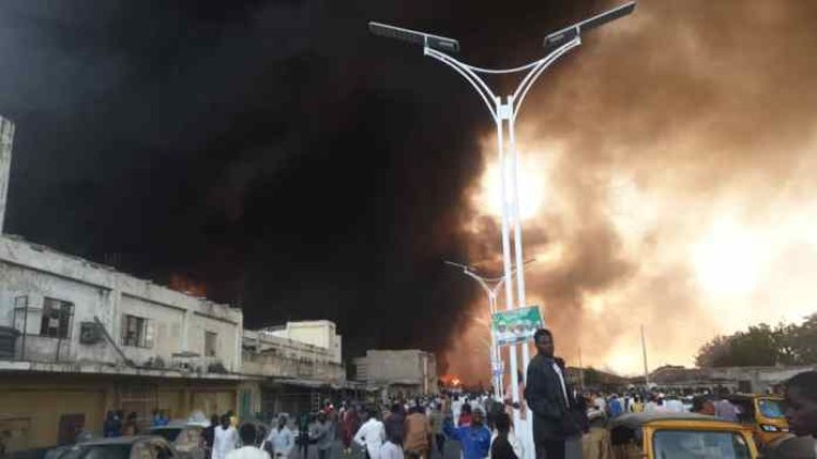 Maiduguri Monday Market: Hundreds of shops razed, angry traders vandalize vehicles, public property