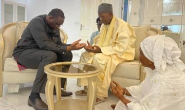 Macky Sall visited the Caliph General of the Niassenes at his home in Sébikotane