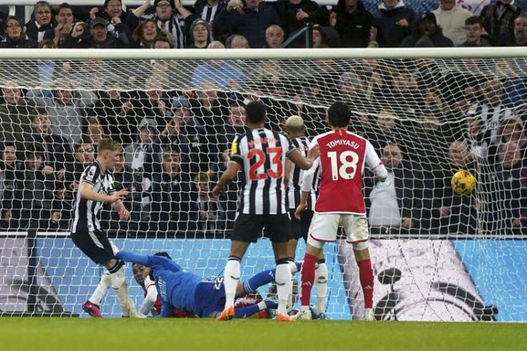 Newcastle End Arsenal’s Unbeaten Run With ‘Controversial Goal’