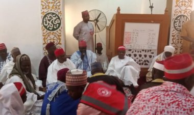 PHOTOS: Kwankwaso Holds Special Prayer In Kano Ahead Of S’Court Judgment