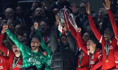 BREAKING: Van Dijk Scores Late To Help Liverpool Win League Cup
